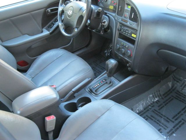 Hyundai Elantra 2005 photo 21