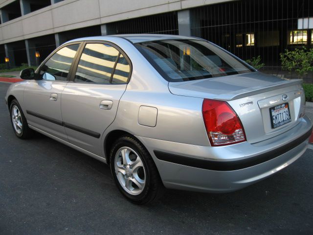 Hyundai Elantra 2005 photo 29