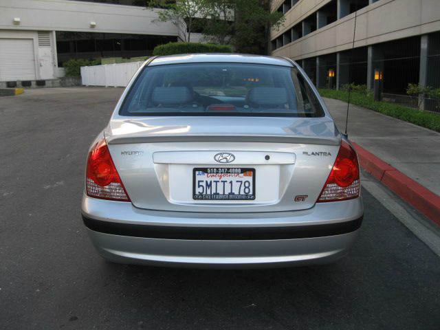 Hyundai Elantra 2005 photo 4