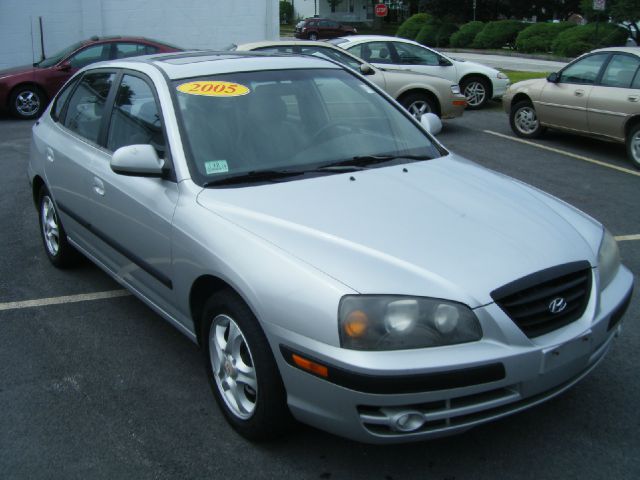 Hyundai Elantra 2005 photo 1