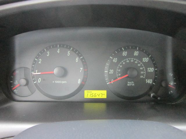 Hyundai Elantra 2005 photo 3