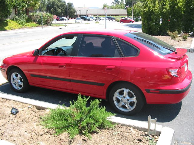 Hyundai Elantra 2005 photo 2