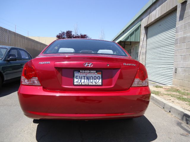 Hyundai Elantra 2005 photo 16