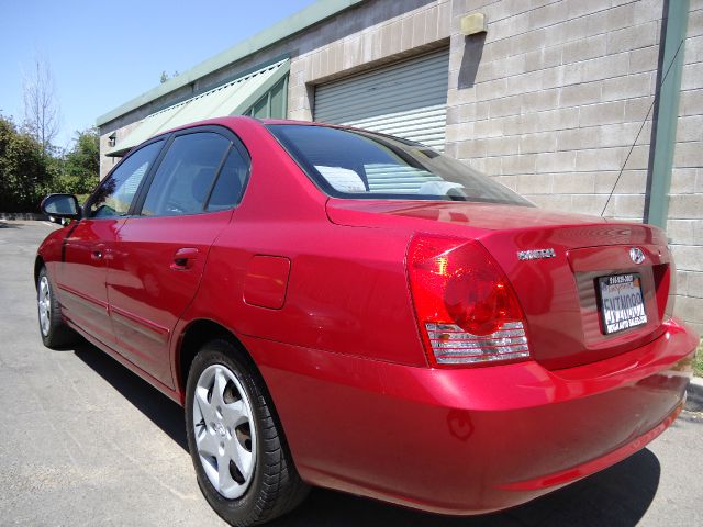 Hyundai Elantra 2005 photo 21