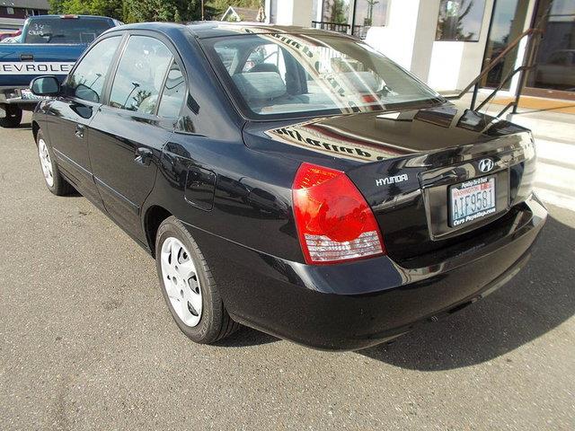 Hyundai Elantra 2005 photo 10