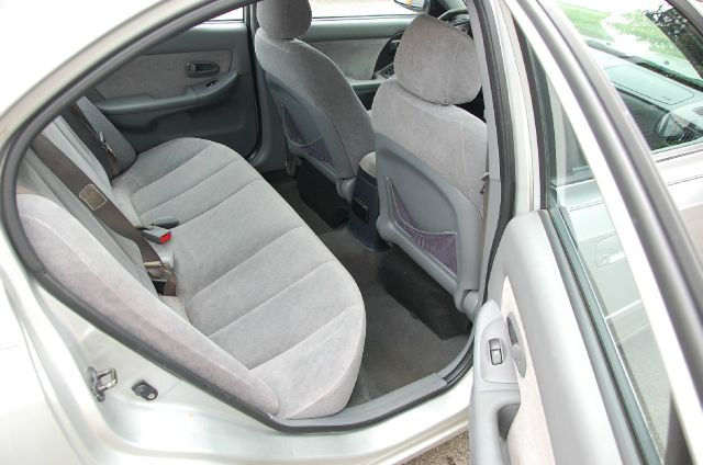 Hyundai Elantra 2005 photo 2