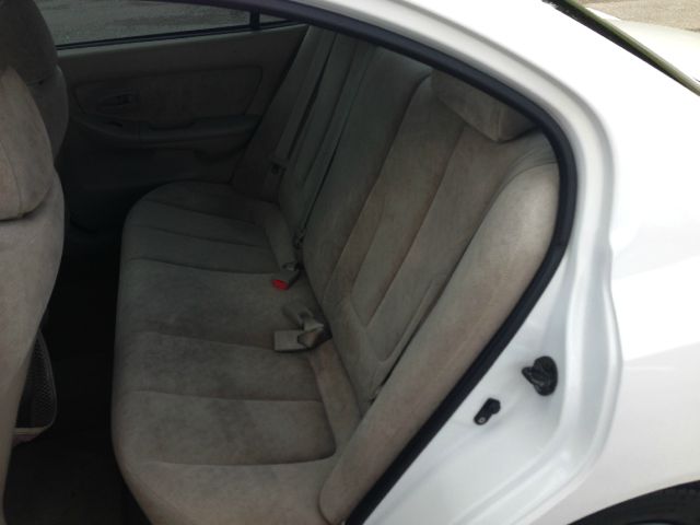 Hyundai Elantra 2005 photo 13