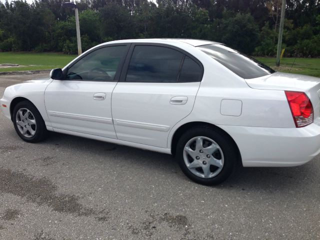 Hyundai Elantra 2005 photo 27