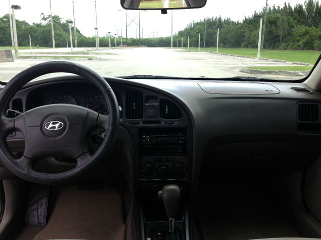 Hyundai Elantra 2005 photo 34