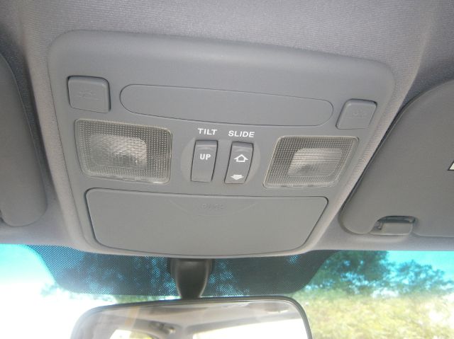 Hyundai Elantra 2005 photo 8