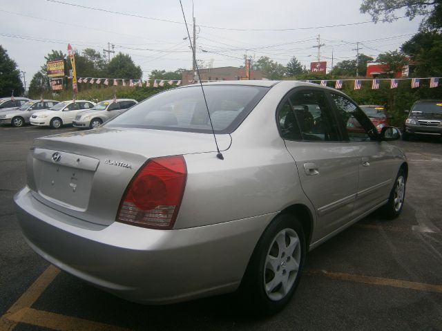 Hyundai Elantra 2005 photo 9