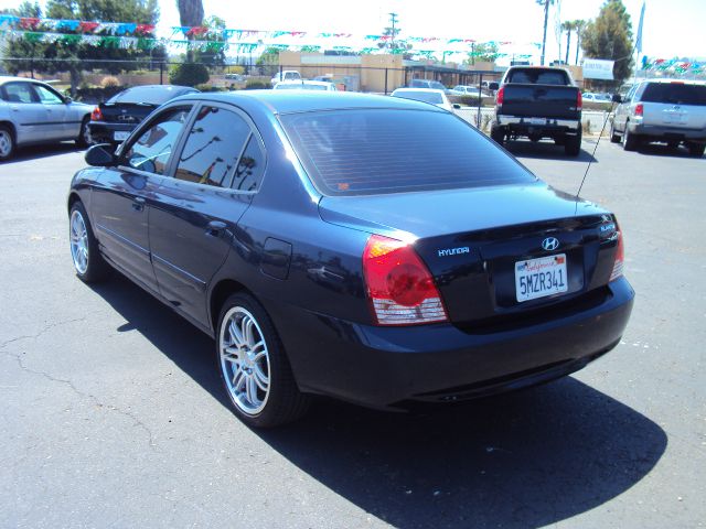 Hyundai Elantra 2005 photo 1