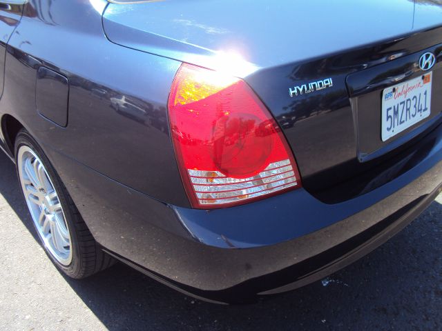 Hyundai Elantra 2005 photo 14