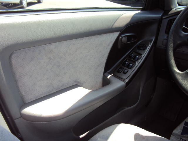 Hyundai Elantra 2005 photo 7