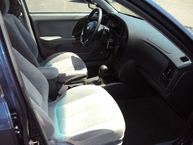 Hyundai Elantra 2005 photo 9