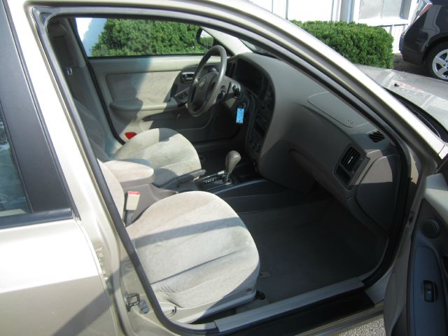 Hyundai Elantra 2006 photo 1