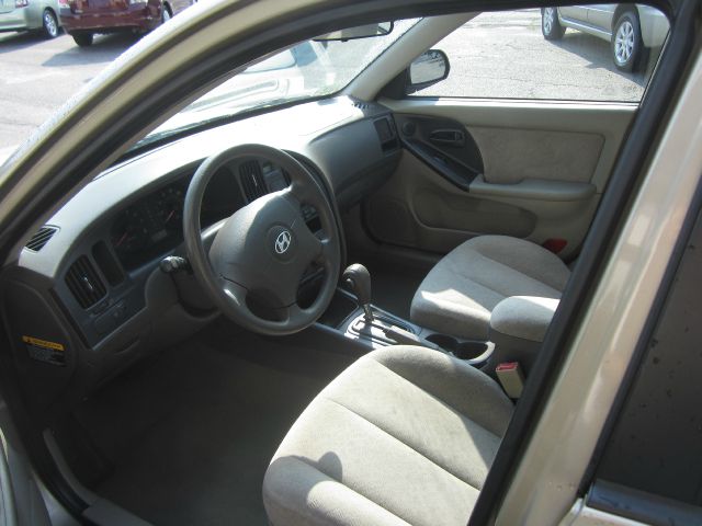 Hyundai Elantra 2006 photo 4