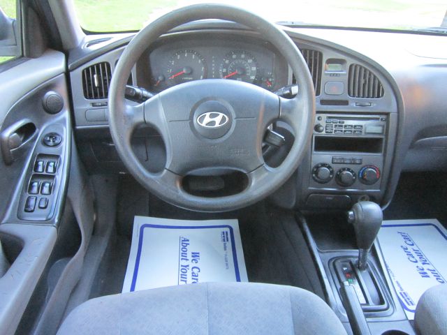 Hyundai Elantra 2006 photo 2