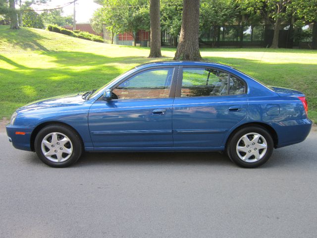 Hyundai Elantra ST Sport SLT TRX4 Off Road Laramie Sedan