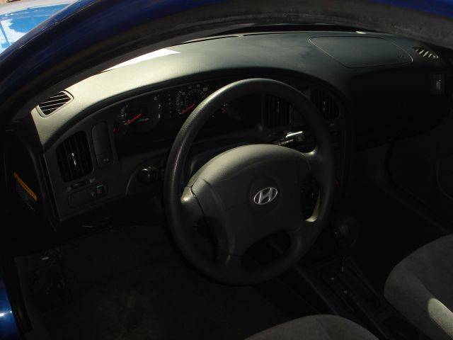 Hyundai Elantra 2006 photo 3