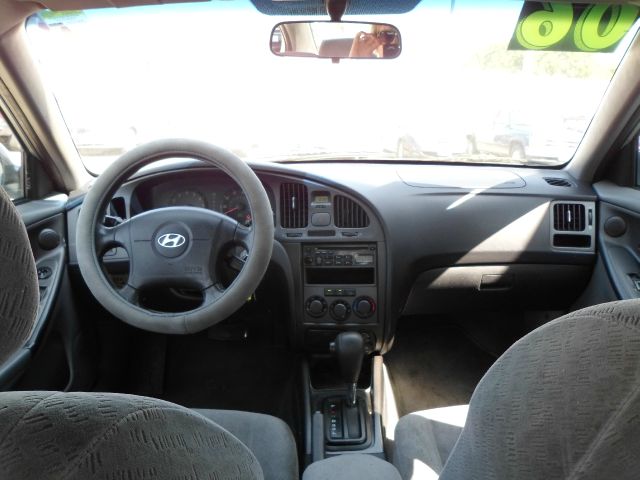 Hyundai Elantra 2006 photo 2