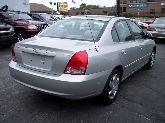 Hyundai Elantra 2006 photo 1