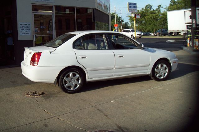 Hyundai Elantra 2006 photo 2