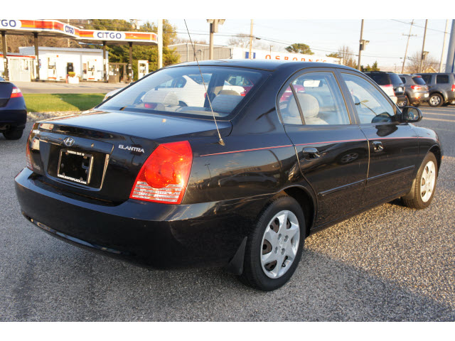 Hyundai Elantra 2006 photo 3