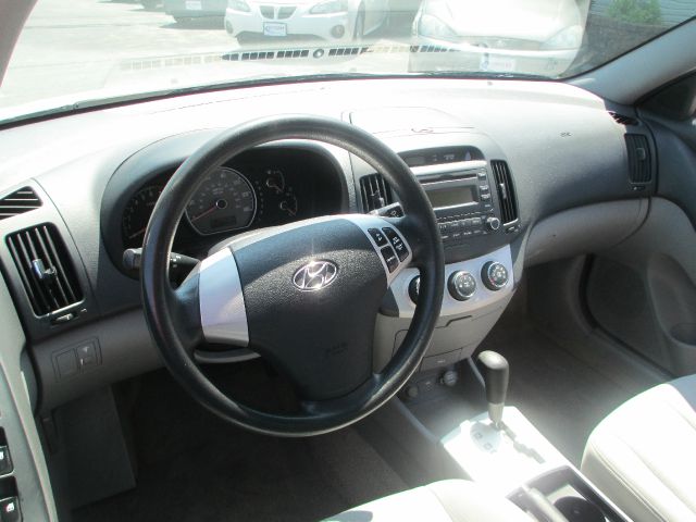 Hyundai Elantra 2007 photo 3