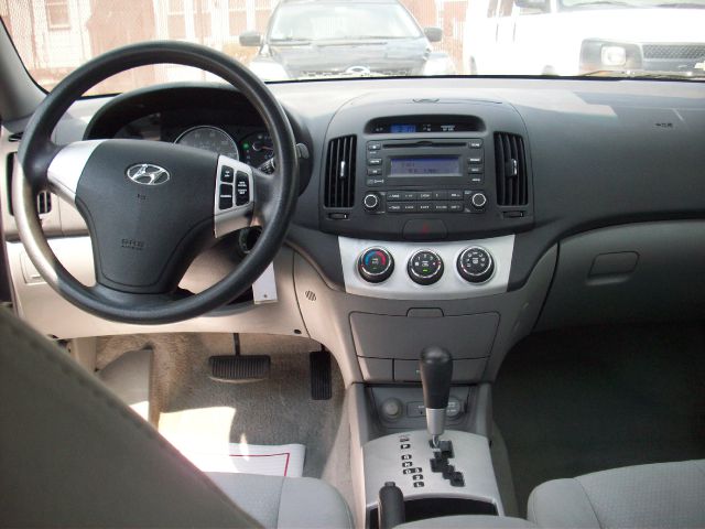 Hyundai Elantra 2007 photo 8