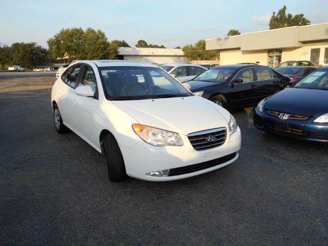 Hyundai Elantra FWD 4dr Sport Sedan