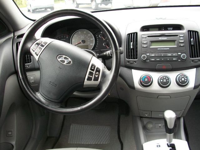 Hyundai Elantra 2007 photo 2