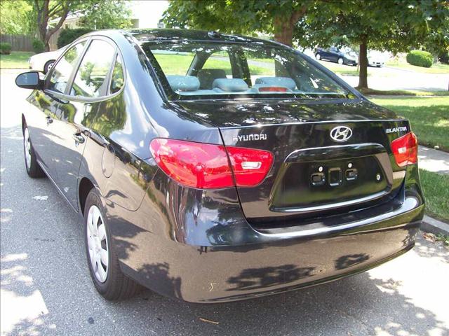 Hyundai Elantra 2008 photo 3