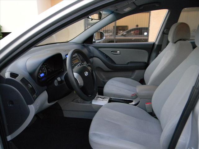 Hyundai Elantra 2008 photo 4