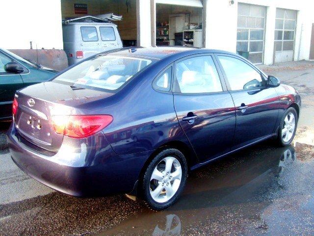 Hyundai Elantra 2008 photo 3