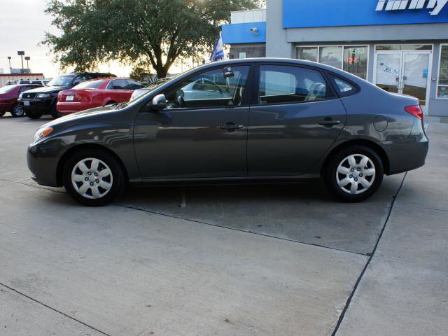 Hyundai Elantra 2008 photo 1