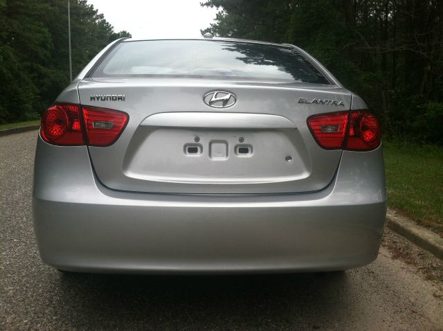 Hyundai Elantra 2008 photo 1