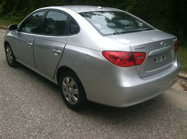 Hyundai Elantra 2008 photo 3