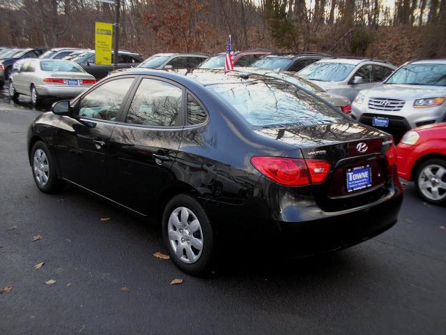 Hyundai Elantra 2008 photo 3