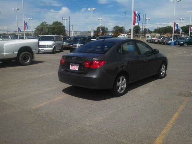 Hyundai Elantra 2008 photo 3