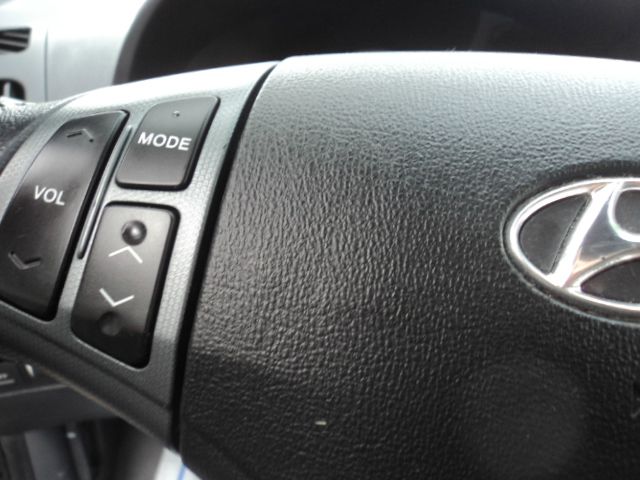 Hyundai Elantra 2008 photo 12