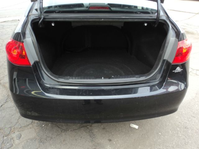 Hyundai Elantra 2008 photo 18