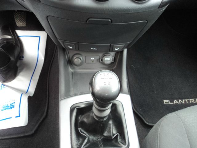 Hyundai Elantra 2008 photo 27