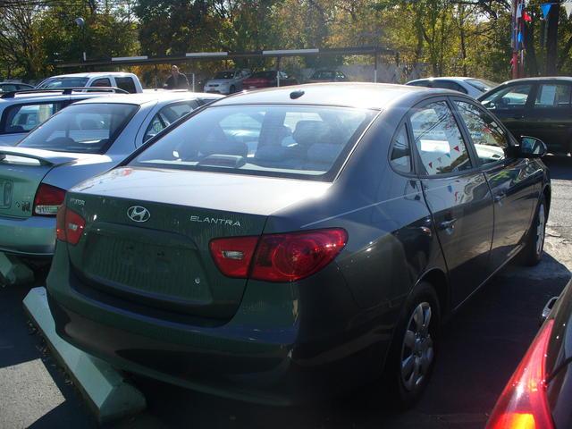 Hyundai Elantra 2008 photo 3