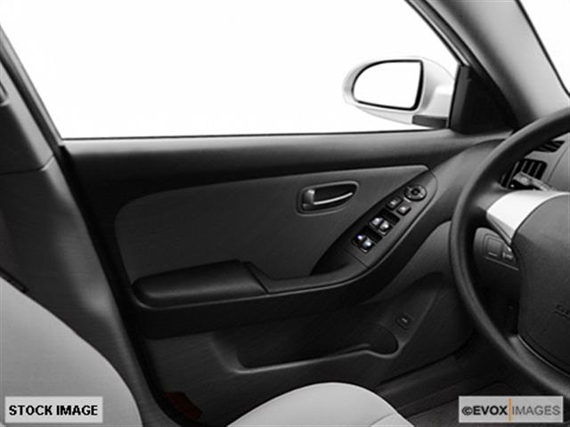 Hyundai Elantra 2008 photo 3