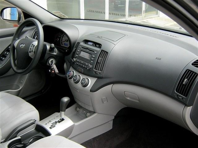 Hyundai Elantra 2008 photo 12