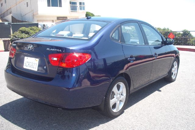 Hyundai Elantra 2008 photo 14