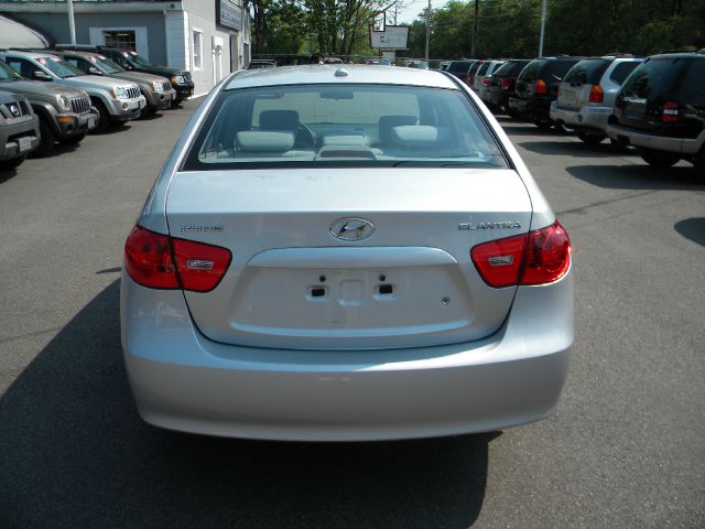 Hyundai Elantra 2008 photo 14