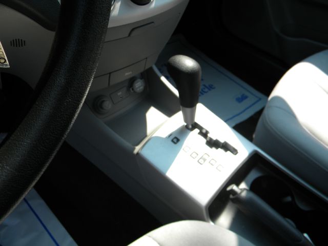 Hyundai Elantra 2008 photo 18