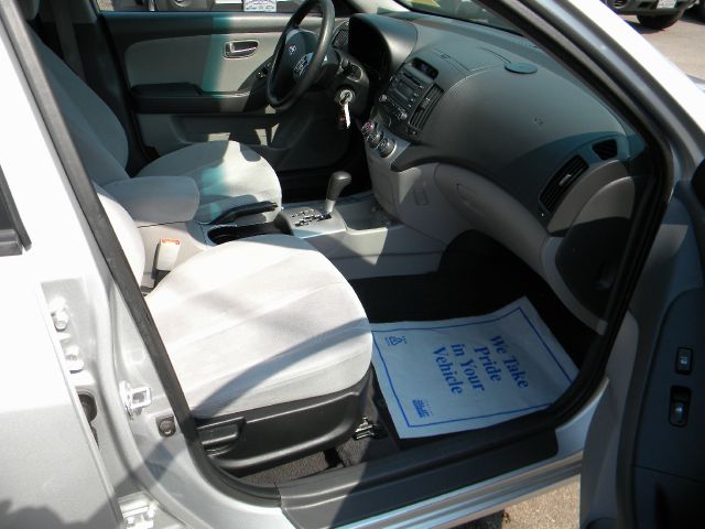 Hyundai Elantra 2008 photo 7